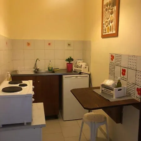 Aparthotel Giota